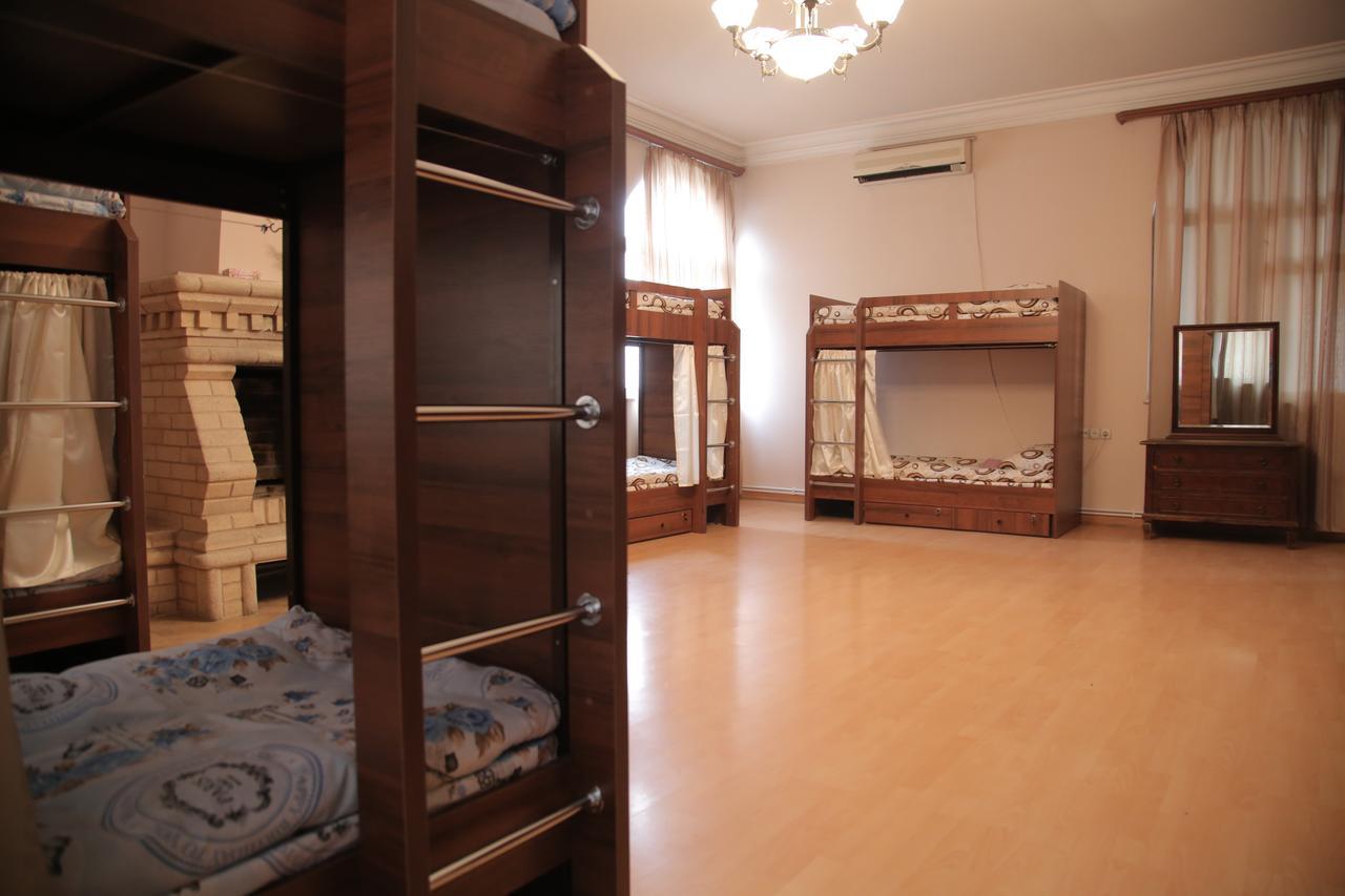 Noy Hostel 耶烈万 外观 照片