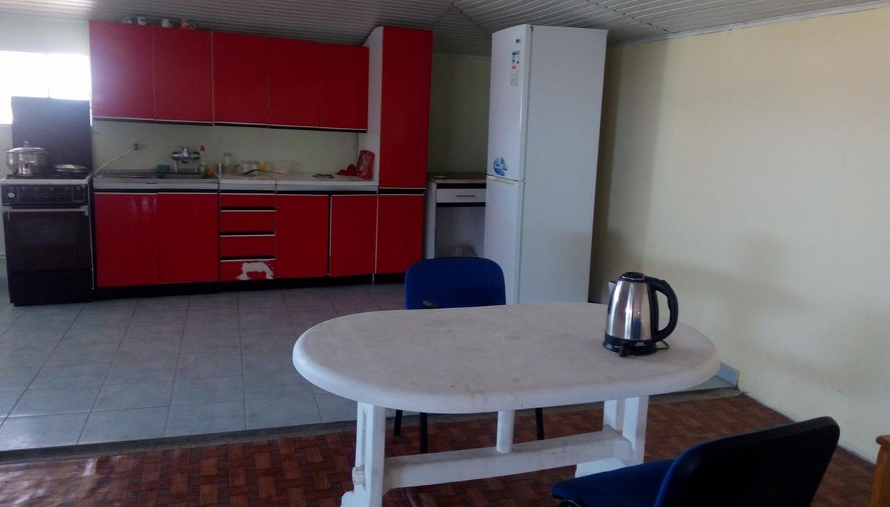 Noy Hostel 耶烈万 外观 照片